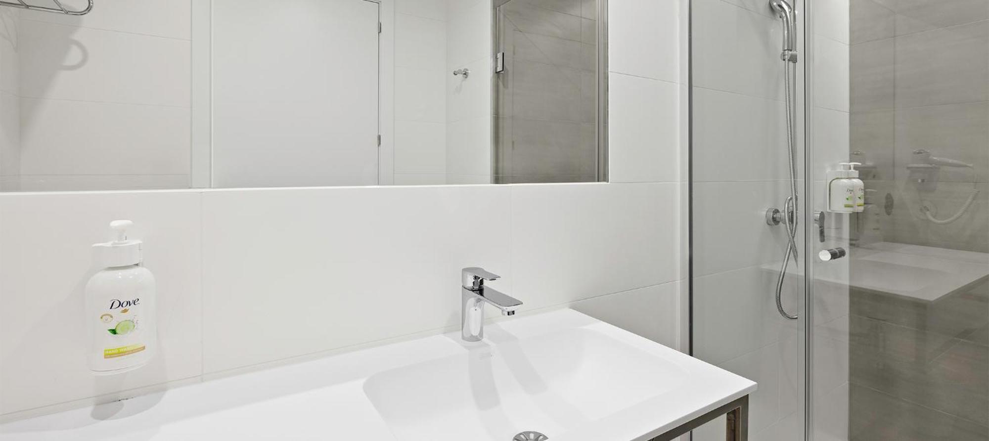 B&B Hotel Madrid 特雷斯坎多斯 外观 照片