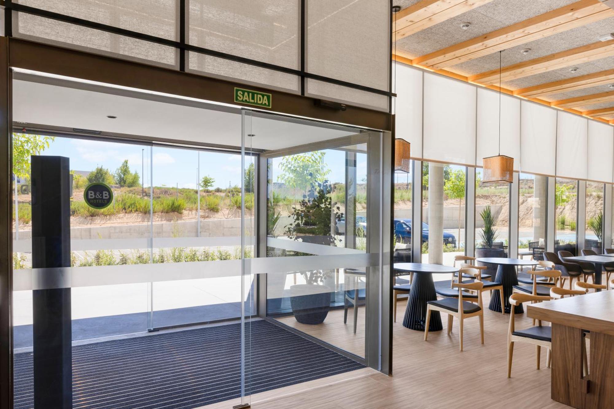 B&B Hotel Madrid 特雷斯坎多斯 外观 照片