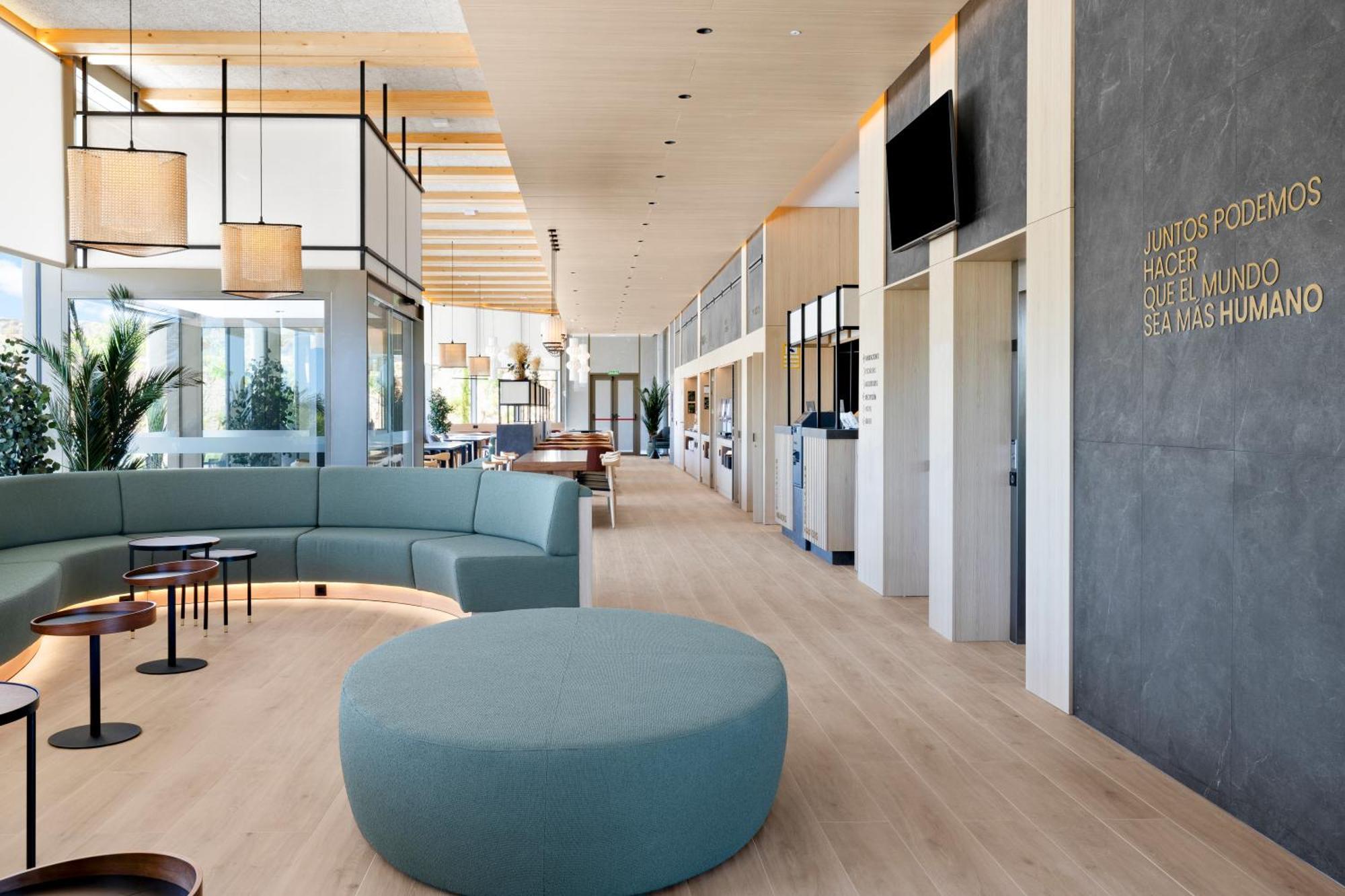 B&B Hotel Madrid 特雷斯坎多斯 外观 照片